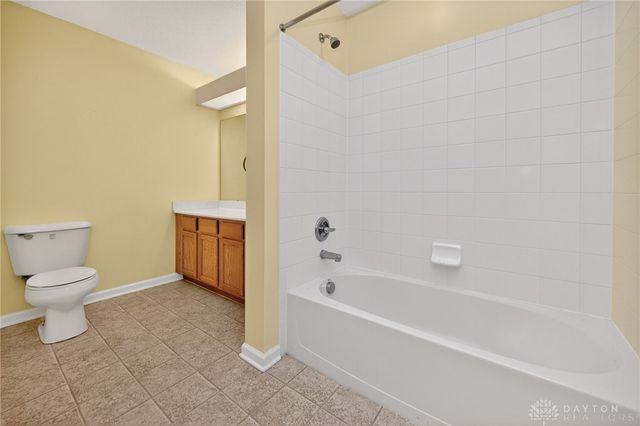 4618 Cobblestone Drive, Tipp City, OH 45371