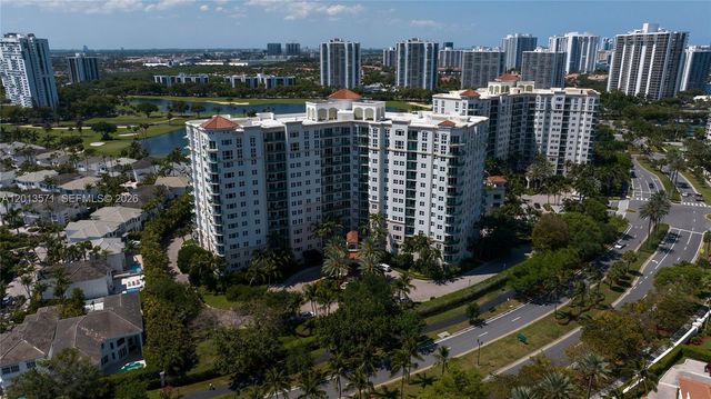 19900 E Country Club Dr 116, Aventura, FL 33180