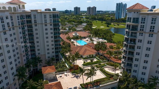 19900 E Country Club Dr 116, Aventura, FL 33180