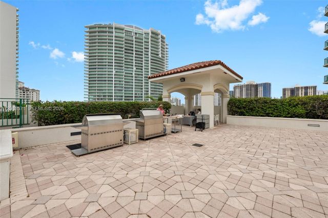 19900 E Country Club Dr 116, Aventura, FL 33180
