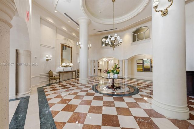 19900 E Country Club Dr 116, Aventura, FL 33180