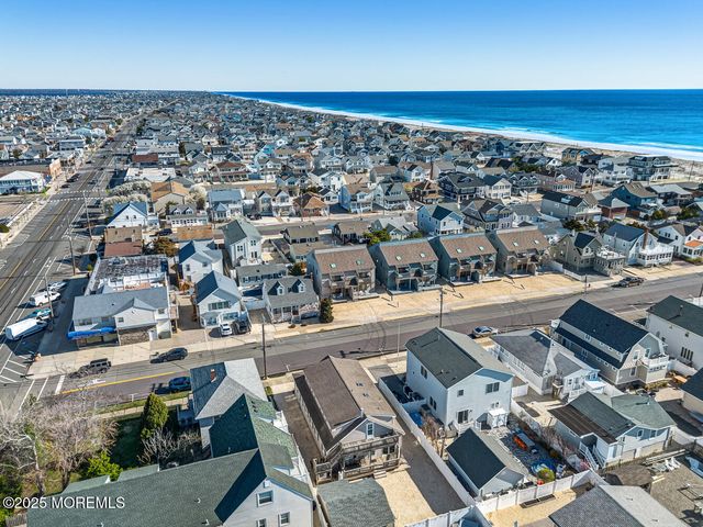 21 Brown Avenue 1, Lavallette, NJ 08735
