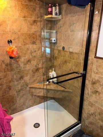 113 Vine St, Roselle Boro, NJ 07203
