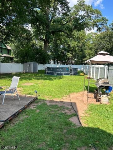 113 Vine St, Roselle Boro, NJ 07203