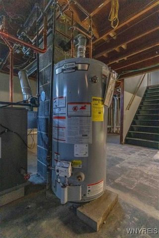 5252 William Street, Lancaster, NY 14086