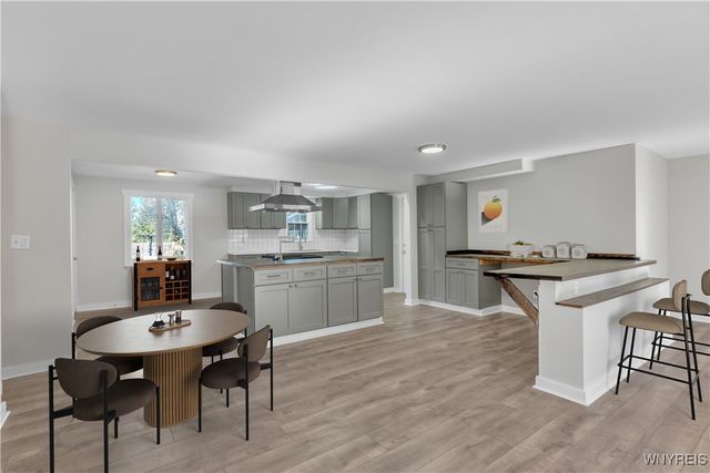 5252 William Street, Lancaster, NY 14086