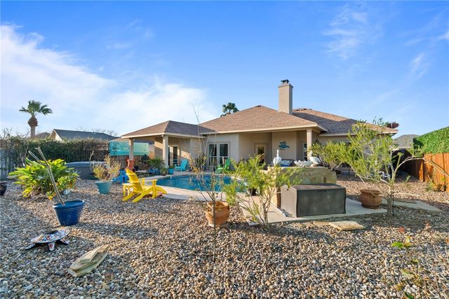 13857 Laffite Dr, Corpus Christi, TX 78418