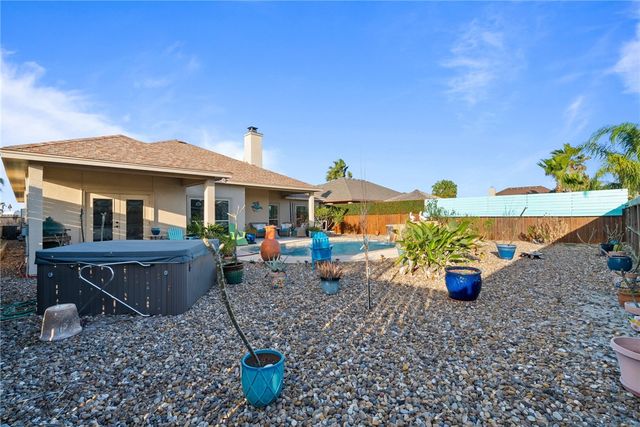 13857 Laffite Dr, Corpus Christi, TX 78418