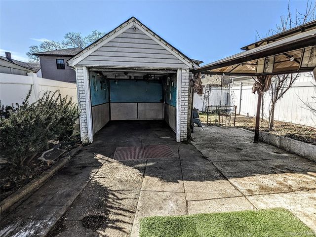 11122 178th Street, Jamaica, NY 11433