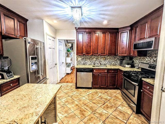 11122 178th Street, Jamaica, NY 11433