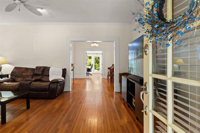 1609 S ARRAWANA AVENUE, Tampa, FL 33629
