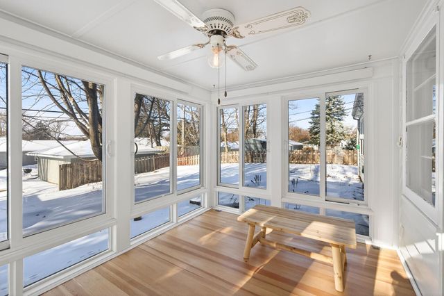 3017 Noble Avenue N, Golden Valley, MN 55422