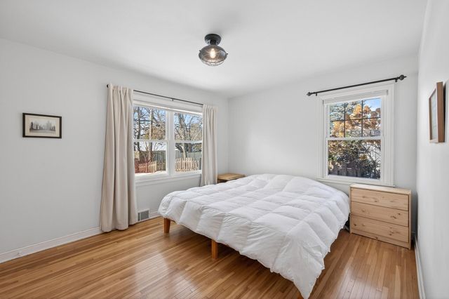 3017 Noble Avenue N, Golden Valley, MN 55422