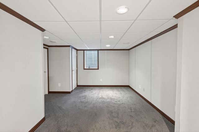 3017 Noble Avenue N, Golden Valley, MN 55422