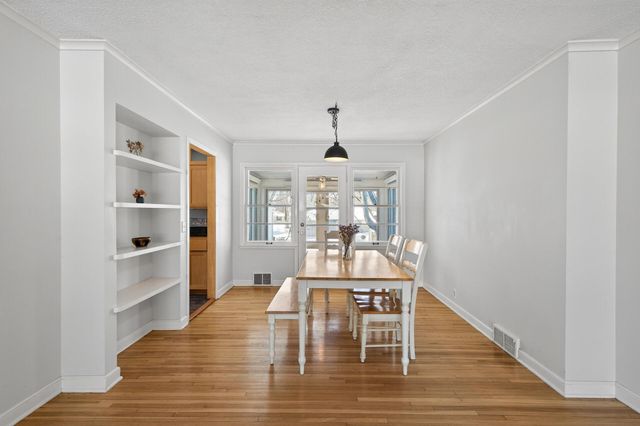 3017 Noble Avenue N, Golden Valley, MN 55422