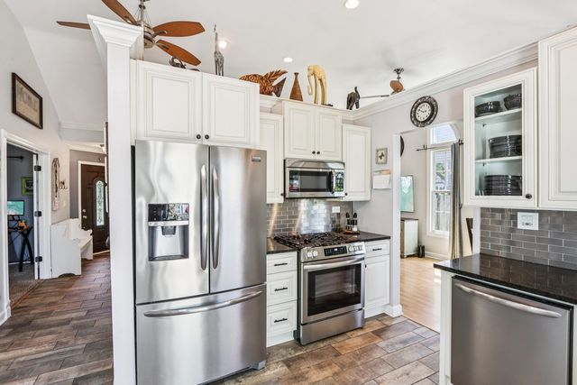 2030 Mallow Court, Hanover Park, IL 60133