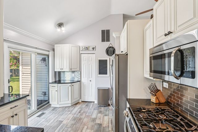 2030 Mallow Court, Hanover Park, IL 60133
