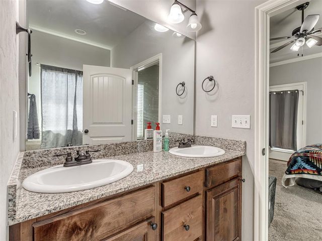 20590 Pioneer Drive, Harrah, OK 73045