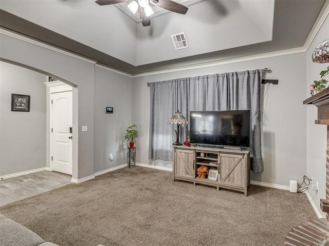 20590 Pioneer Drive, Harrah, OK 73045