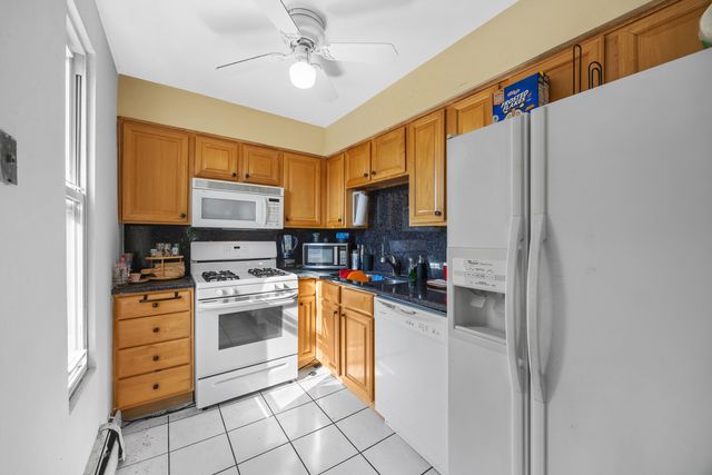 5627 N Kimball Avenue 3B, Chicago, IL 60659