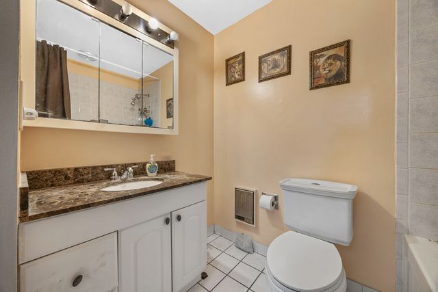 5627 N Kimball Avenue 3B, Chicago, IL 60659