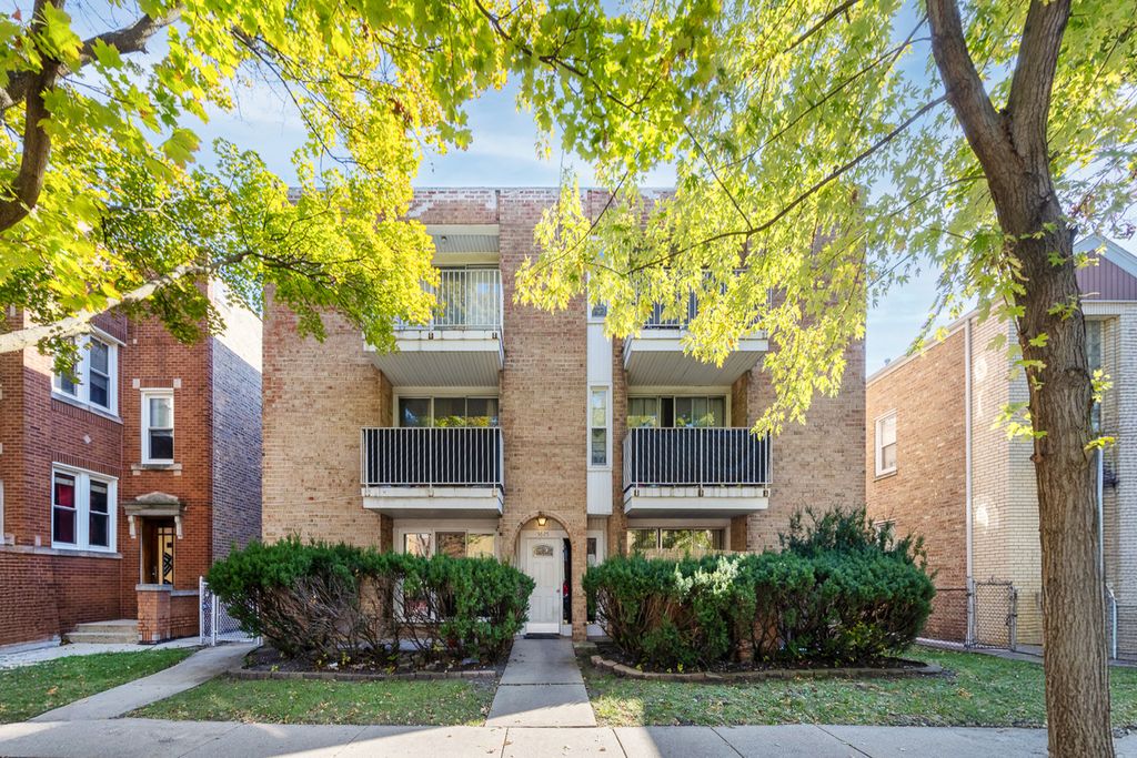 5627 N Kimball Avenue 3B, Chicago, IL 60659