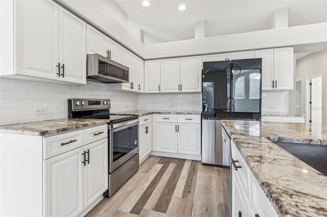 19103 CENTRE ROSE BOULEVARD, Lutz, FL 33558