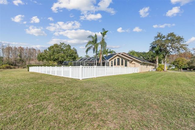 19103 CENTRE ROSE BOULEVARD, Lutz, FL 33558