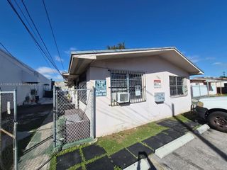 2160 NW 23rd Ct, Miami, FL 33142