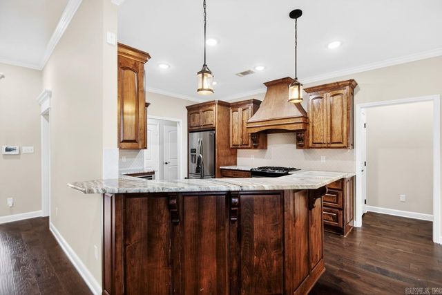 1009 Oak Forest Circle, Sherwood, AR 72120