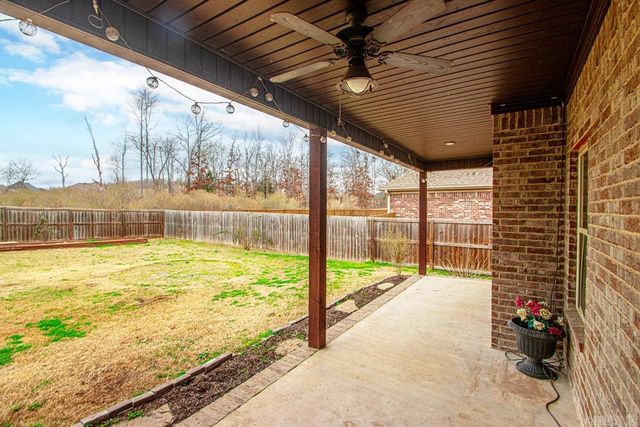 1009 Oak Forest Circle, Sherwood, AR 72120