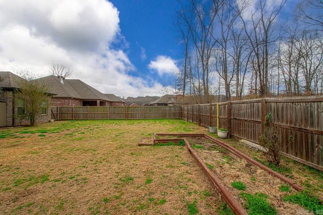 1009 Oak Forest Circle, Sherwood, AR 72120