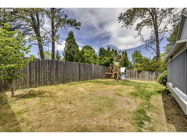 17807 Nw CAMBRAY St, Beaverton, OR 97006