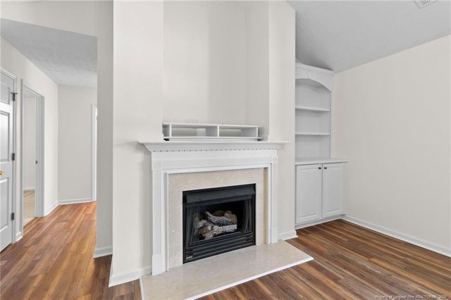 6233 CASTLEBROOKE Lane, Linden, NC 28356