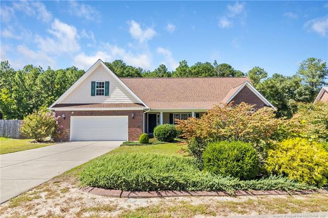 6233 CASTLEBROOKE Lane, Linden, NC 28356