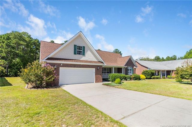 6233 CASTLEBROOKE Lane, Linden, NC 28356