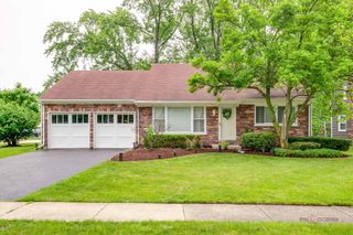 552 Arbor Gate Lane, Buffalo Grove, IL 60089