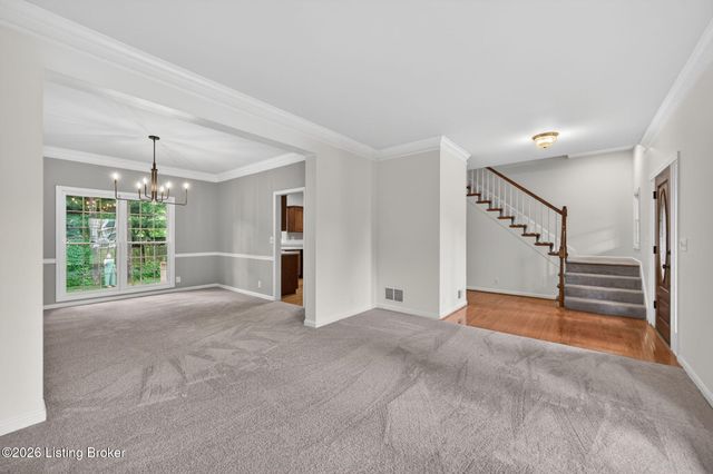 10504 Edgewater Rd, Louisville, KY 40223