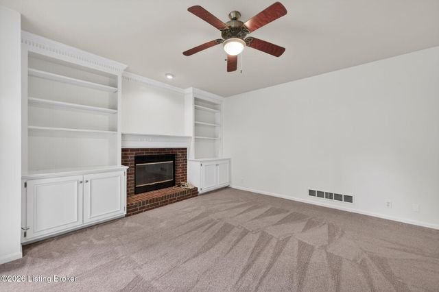 10504 Edgewater Rd, Louisville, KY 40223
