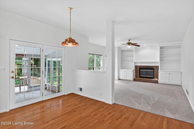 10504 Edgewater Rd, Louisville, KY 40223