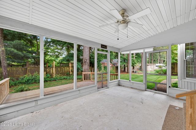 10504 Edgewater Rd, Louisville, KY 40223