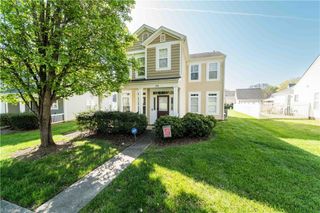 118 Sweetwater Circle, Advance, NC 27006