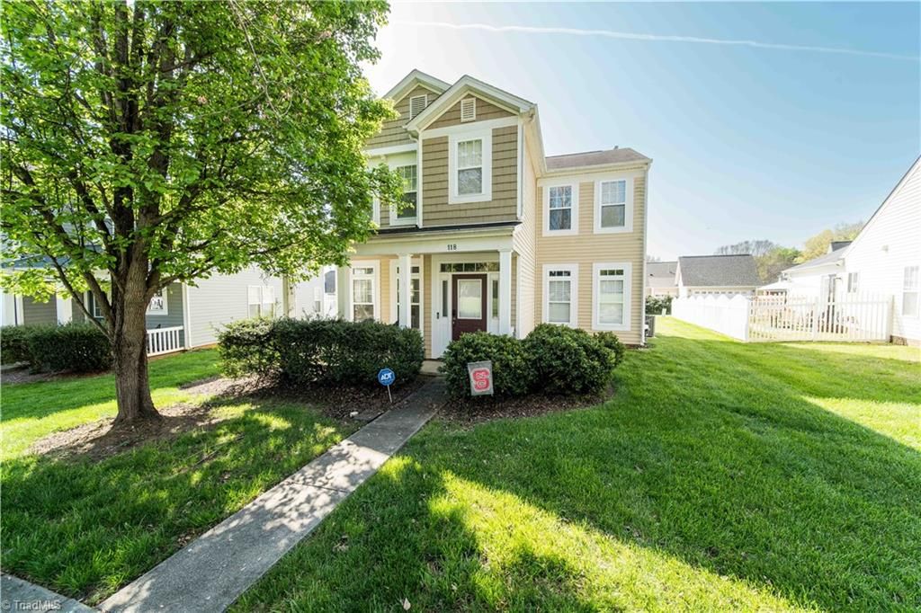 118 Sweetwater Circle, Advance, NC 27006