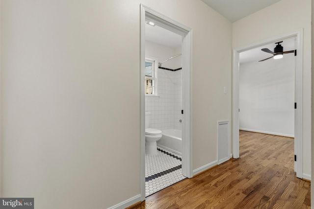 1801 S GLEBE RD, Arlington, VA 22204
