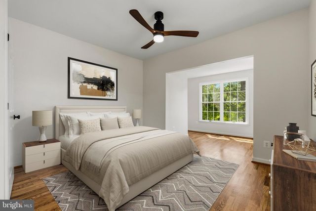 1801 S GLEBE RD, Arlington, VA 22204