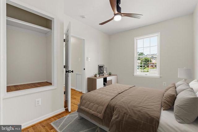 1801 S GLEBE RD, Arlington, VA 22204