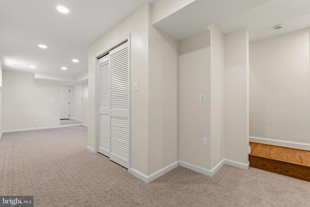 1801 S GLEBE RD, Arlington, VA 22204