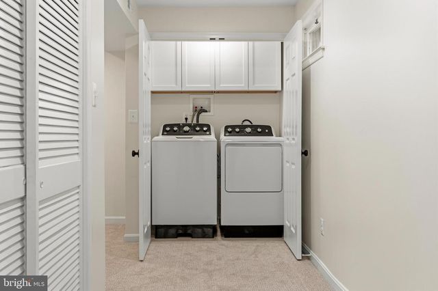 1801 S GLEBE RD, Arlington, VA 22204