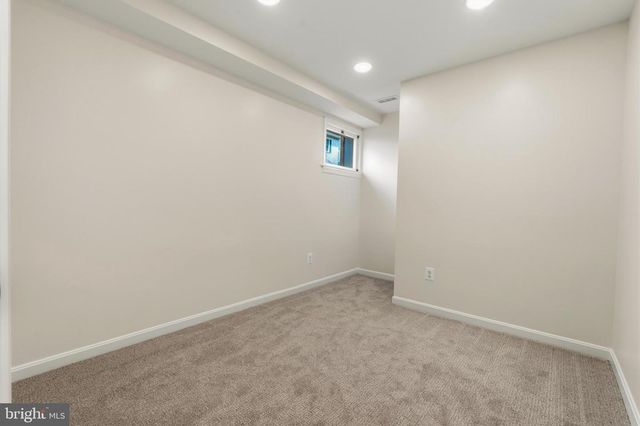 1801 S GLEBE RD, Arlington, VA 22204