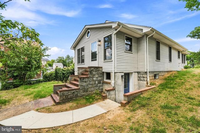 1801 S GLEBE RD, Arlington, VA 22204